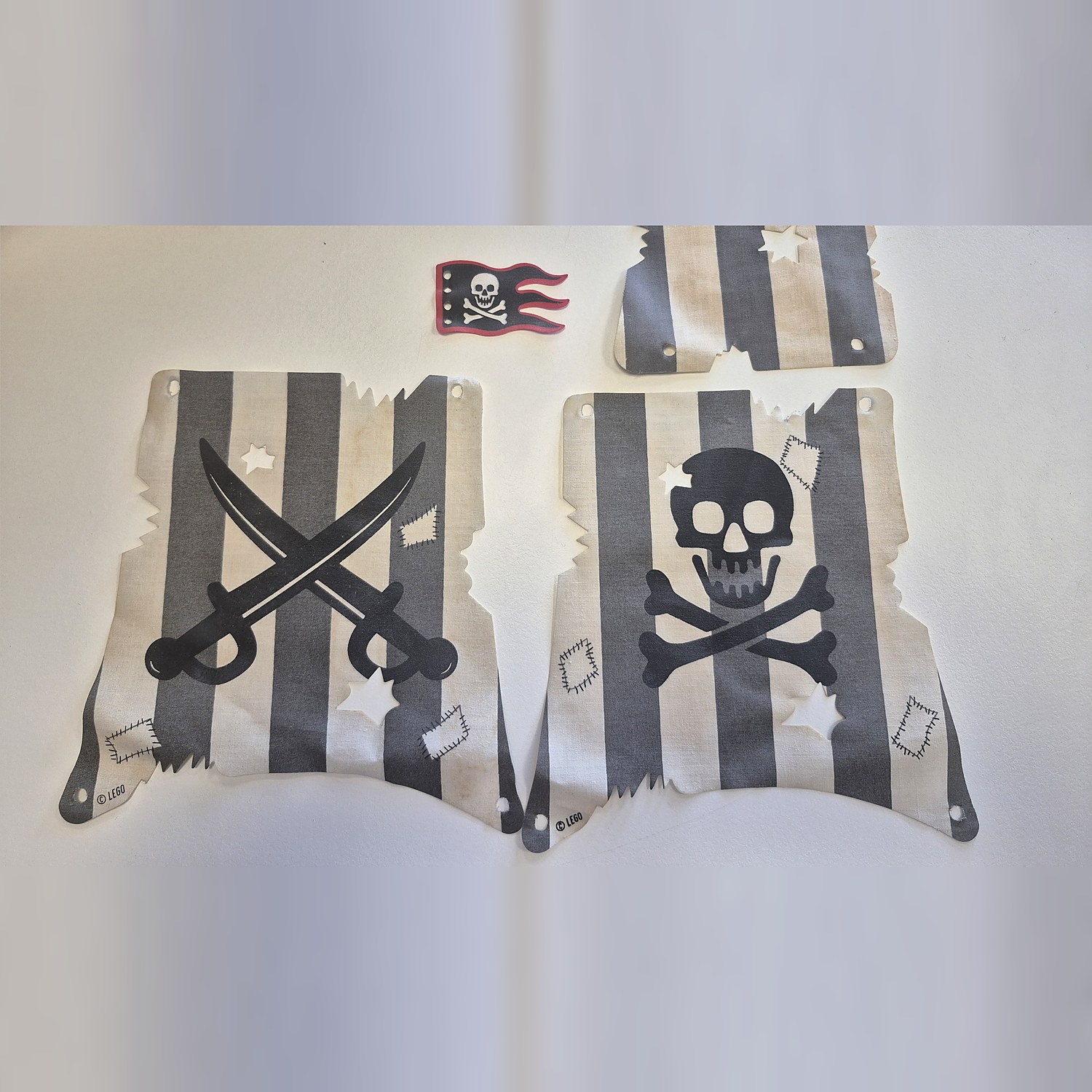 LEGO Piratenflaggschiff 6289 Second Life Set – Segel und Flagge